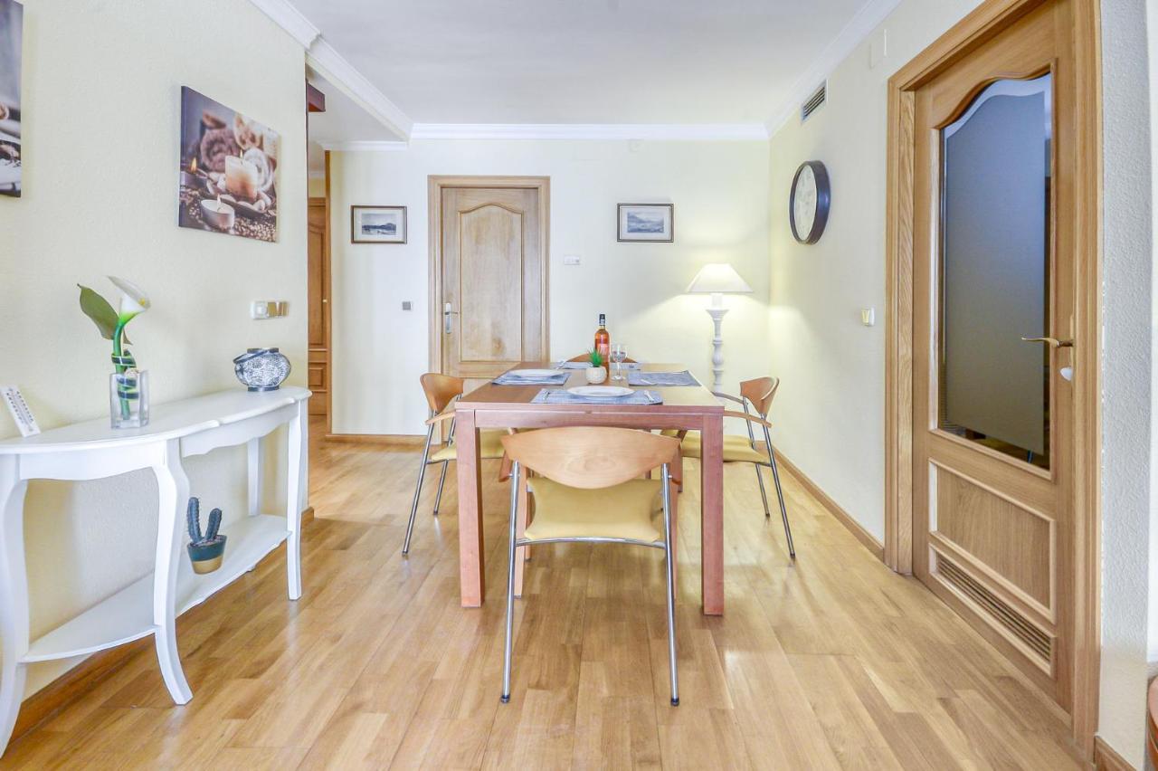 Apartment Avda De Rhode 113 - Barneda