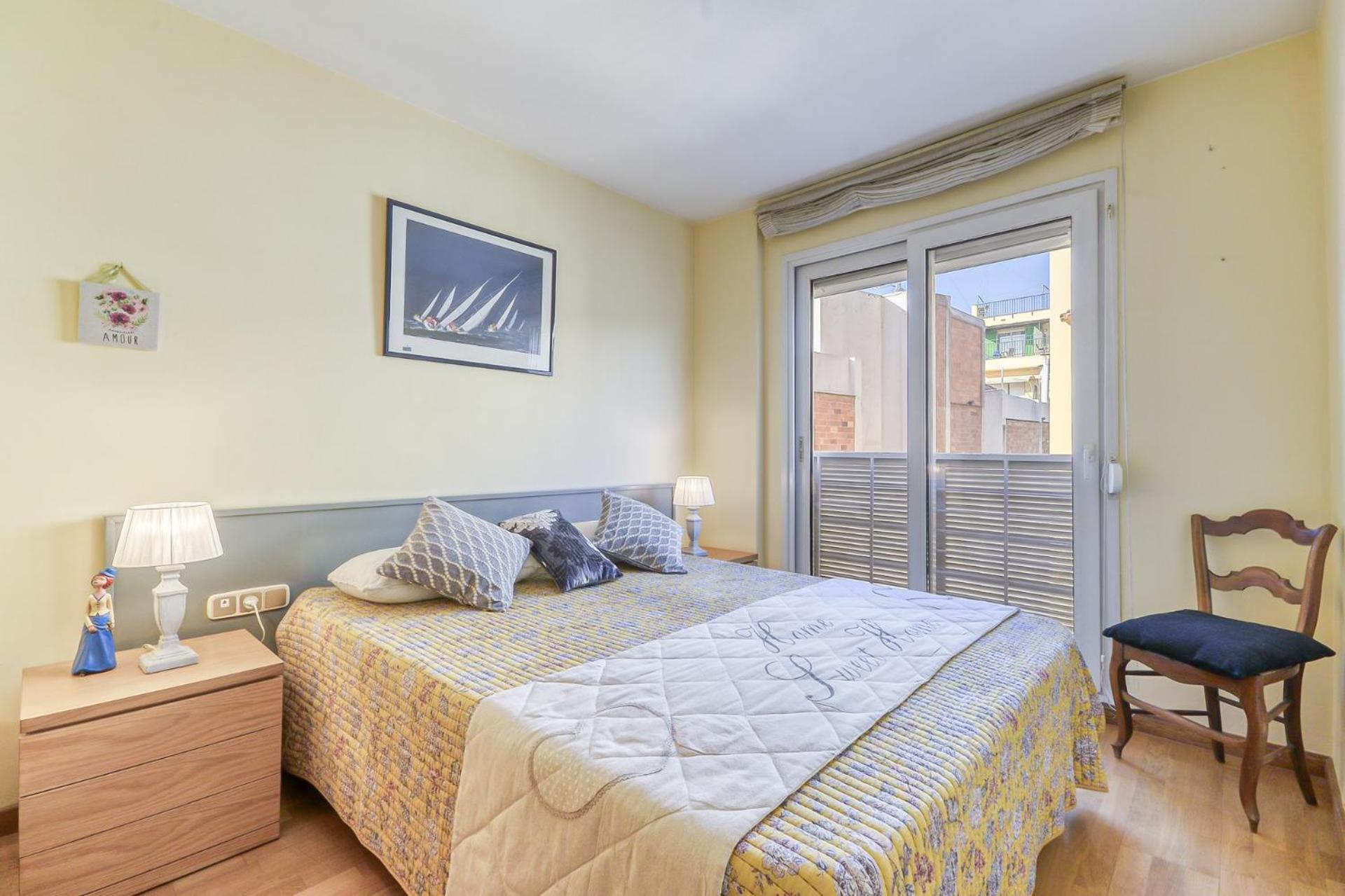 Avda De Rhode 113 - Barneda Apartment